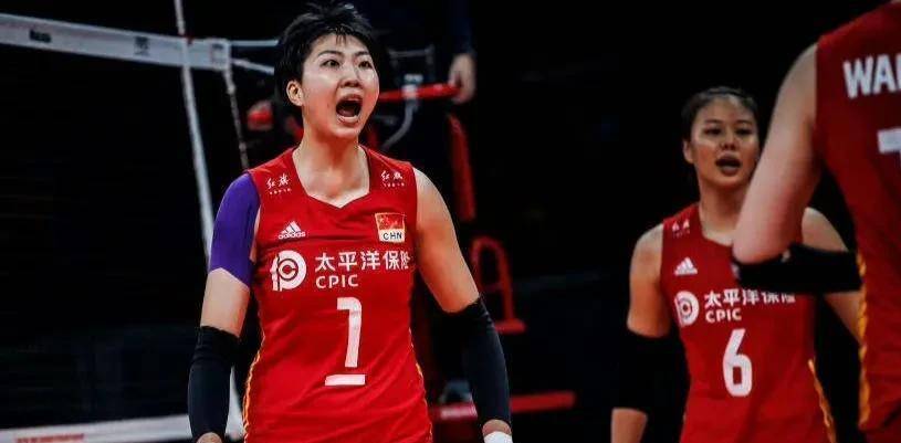 包含中国女排回归回归闪耀表现，恒大球迷集体呐喊的词条